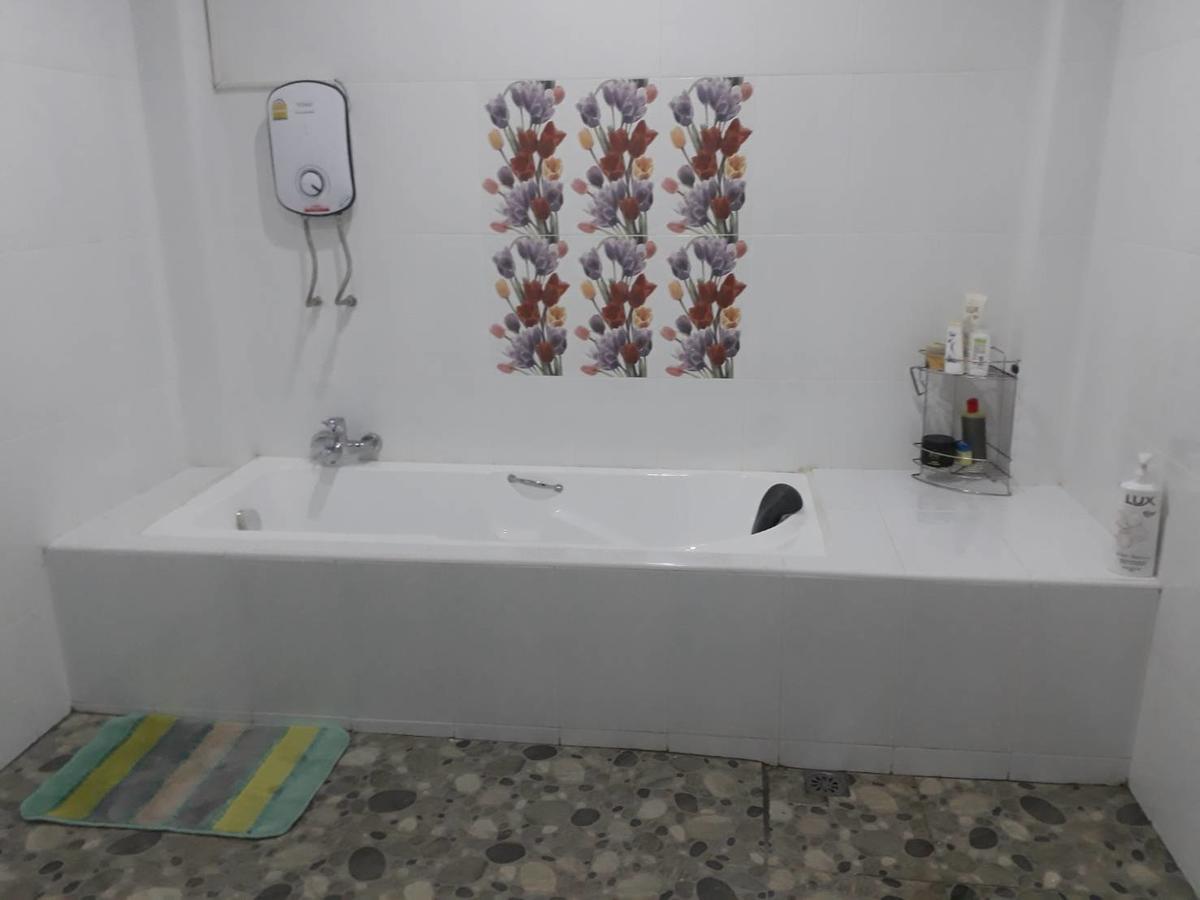Garden Homestay Surat Thani Esterno foto